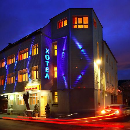 Hotel Mehdjarel Shumen Esterno foto