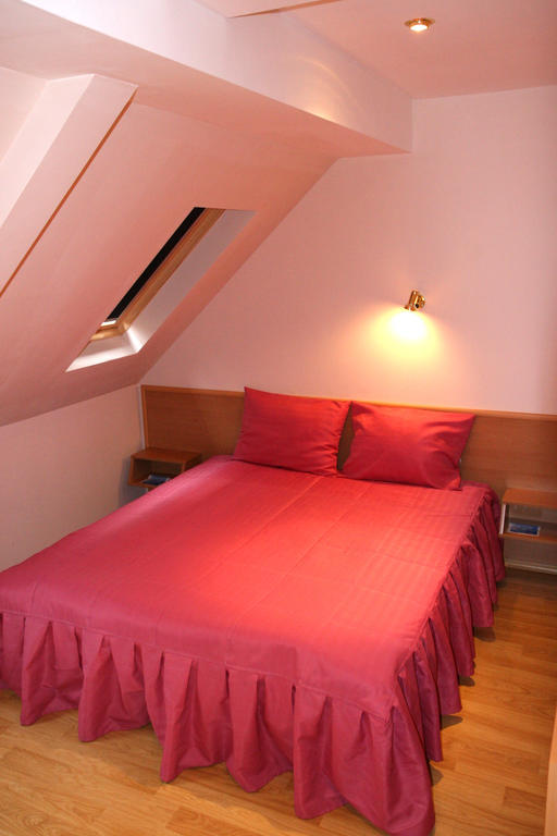 Hotel Mehdjarel Shumen Esterno foto