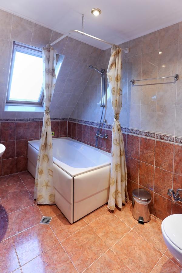 Hotel Mehdjarel Shumen Esterno foto